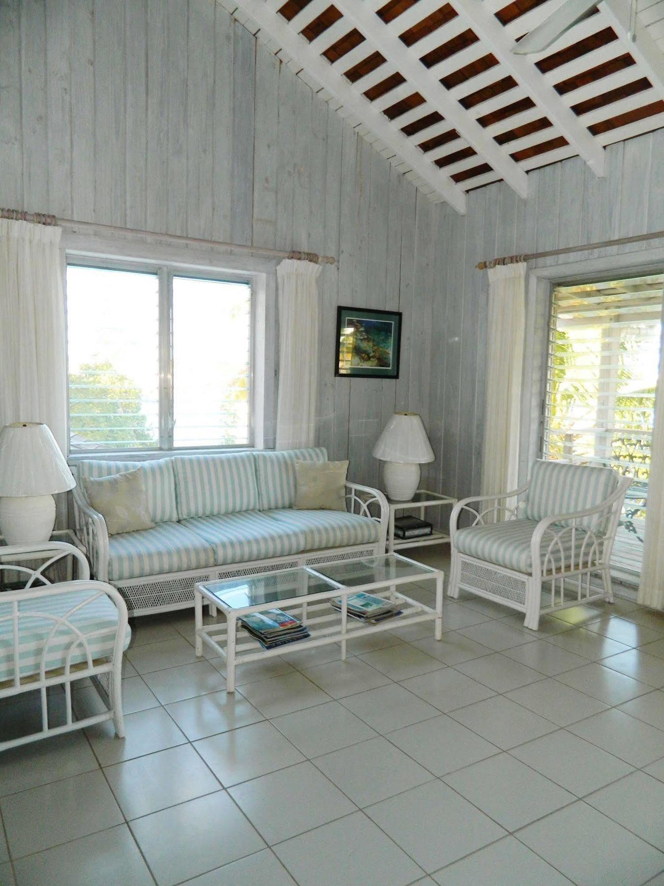 Hotel Regatta Point George Town Exterior foto